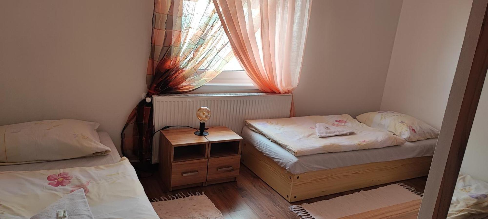 Hotel Merkur Kaluža المظهر الخارجي الصورة